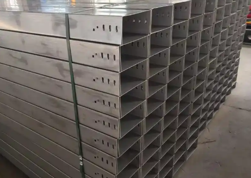 金昌桥架厂铸就品质，让桥架跨度更大，可操作性更高！