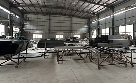 金昌桥架厂的生产流程，科技与人力的相互结合！