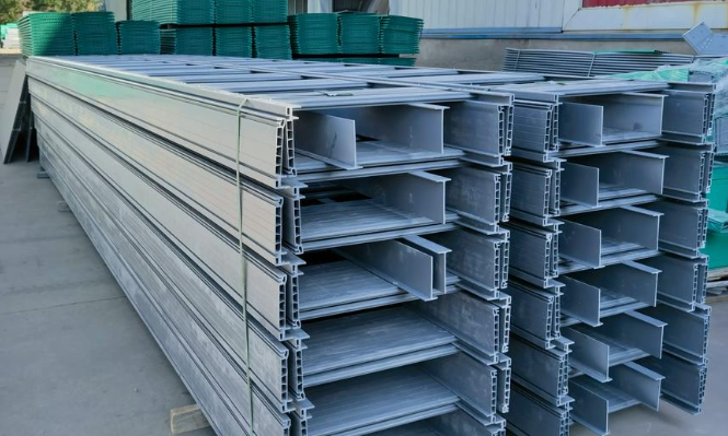 金昌防火桥架：不止于阻燃，更在于为逃生救援争取时间！